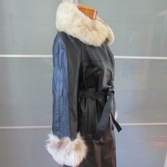 *SOLD* Vintage 70s Jacket Leather Belted Trench Coat Fur Collar / Cuffs Black - Picture 6 of 9